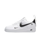 Nike Air Force 1 LV8 Utility AJ7747-100 - 블랙 스우시가 특징인 화이트 스니커즈