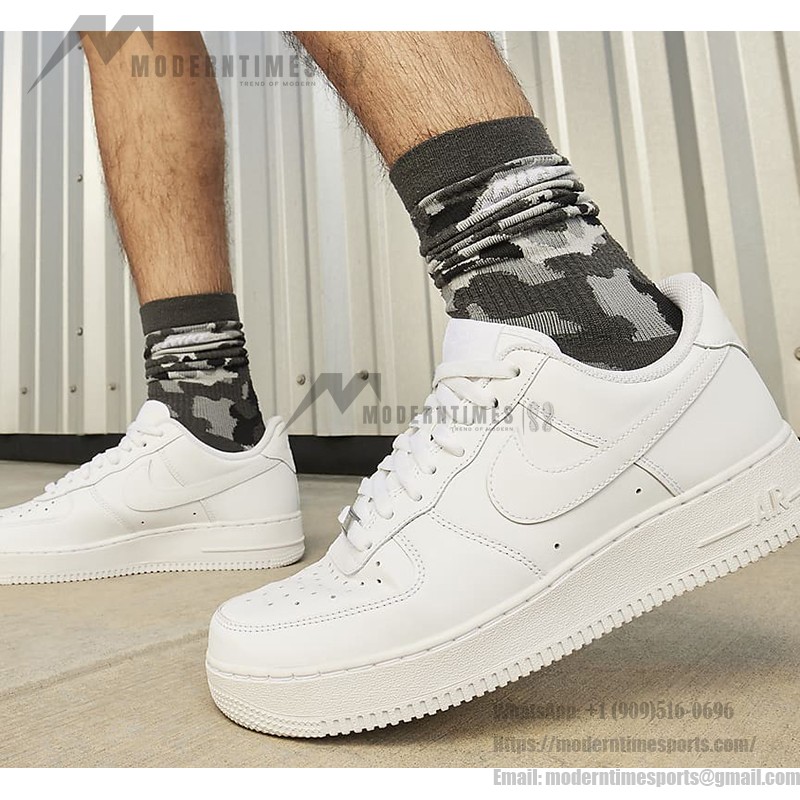 Nike Air Force 1 Low 'Triple White' - All-White Classic Sneakers for a Minimalist Look