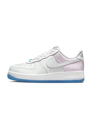 Nike Air Force 1 '07 LX UV Reactive DA8301-100 - Stilvolle weiße Sneaker mit UV-farbwechselnden Panels & blauer Sohle