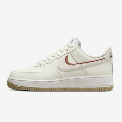 Nike Air Force 1 Low '82 - Cremefarbene & Tonfarbene Akzente für einen Vintage-Look | DX6065-101