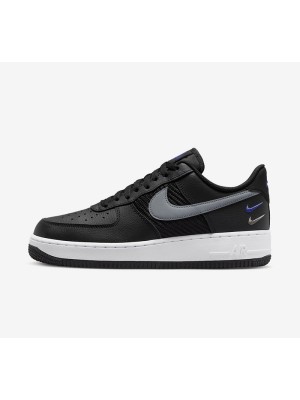 Nike Air Force 1 Low FD0666-001 - モダンなストリートスタイルのためのグレーの二重スウッシュとブルーのディテールが特徴のブラックレザースニーカー