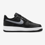 Nike Air Force 1 Low FD0666-001 - ブラックレザーのデュアルグレースウッシュ & ブルーアクセント付きスニーカー