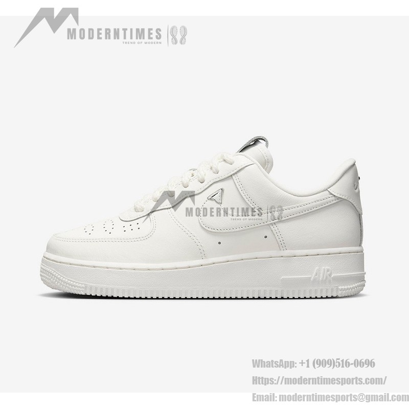 Nike Air Force 1 Low WMNS "Sail" sneakers in monochrome white for women