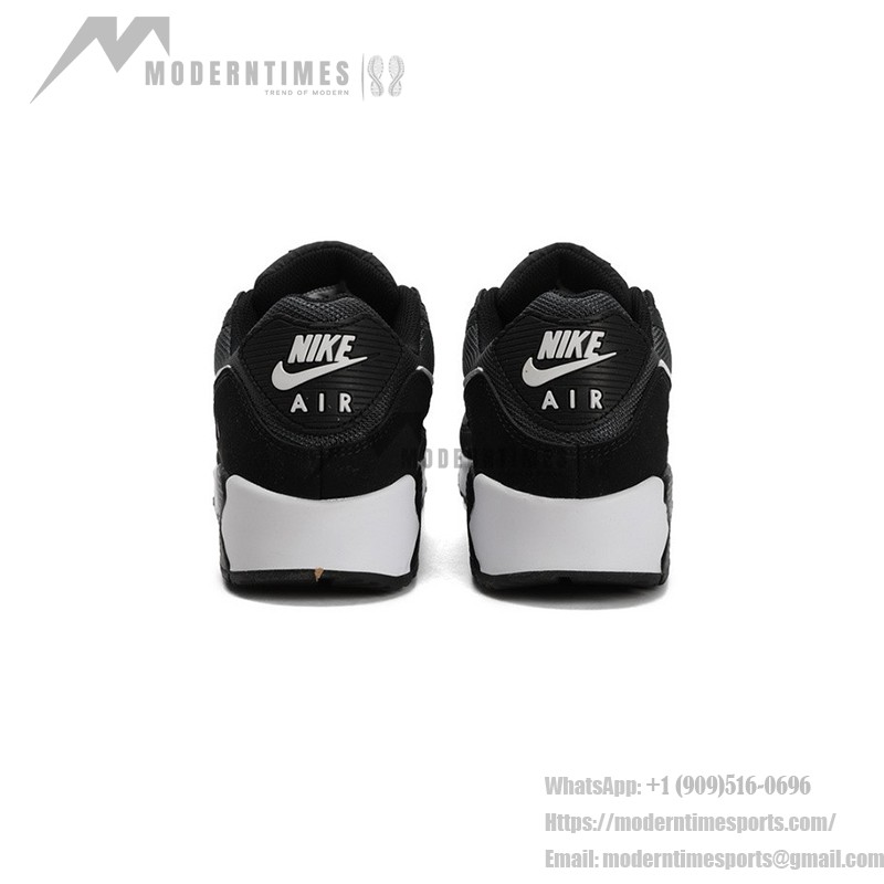 블랙과 다크 그린 컬러의 Nike Air Max 90, 화이트 스우시 포함