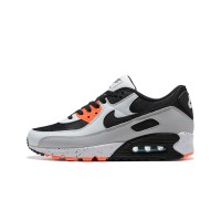 Nike Air Max 90 DC9845-100 - グレー、ブラック＆オレンジスニーカー、斑点模様のミッドソール付き | 大胆な快適さとダイナミックなスタイル