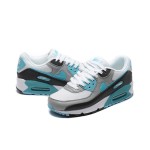 Nike Air Max 90 FD0678-100 - Weiße Sneaker mit blauen und grauen Akzenten