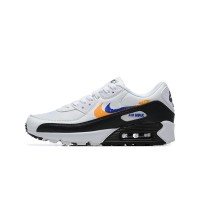 Nike Air Max 90 FJ4592-100 - Weiße Sneaker mit Orangefarbenem & Blauem Grafik-Swoosh | Ikonischer Stil & Überragender Komfort