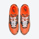 鮮やかなオレンジとカモフラージュ柄を特徴とするNike Air Max 90 'Orange Camo' CW4039-800