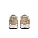 베이지와 회색 톤으로 구성된 Nike Air Max 90 Premium 'Sandstone/Light Iron Ore' DA1641-201