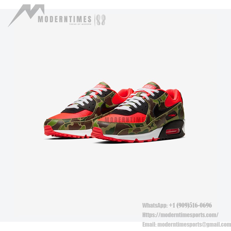 インフラレッドのアクセントとカモフラージュ柄を特徴とするNike Air Max 90 'Reverse Duck Camo' CW6024-600