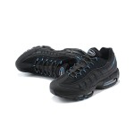 Nike Air Max 95 Black Laser Blue DC4115-001 スニーカー レーザーブルーアクセント付き