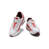 Nike Air Max 95 Photon Dust Picante Red DM0011-005 クラシックレトロランニングシューズ、スタイリッシュなグレー＆レッドの配色、快適で通気性良好、日常使用に最適