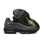 Nike Air Max 95 DZ4496-001 Schwarz-Grau Neon Grün Sneaker mit Luftkissenkomfort