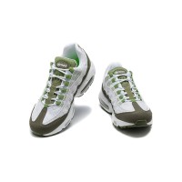 Nike Air Max 95 'White Oil Green' FD0780-100 Herren-Sneaker – Klassischer Komfort mit ikonischem Design und einzigartiger Farbgebung