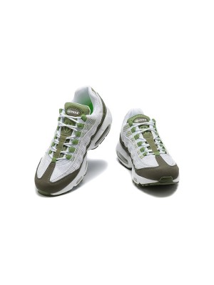 Nike Air Max 95 'White Oil Green' FD0780-100 メンズ スニーカー – アイコニックなデザインとユニークなカラーパレットで快適さを提供