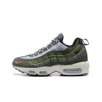 Nike Air Max 95 SE Surplus Supply DD5365-222 Sneakers in Army Green and Orange