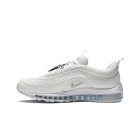 Nike Air Max 97 "Triple White" 921826-101 – Elegantes, komplett weißes Design mit ikonischer Dämpfung für zeitlosen Stil