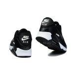 Nike Air Max 90 - Timeless Black and White Sneaker for Everyday Wear