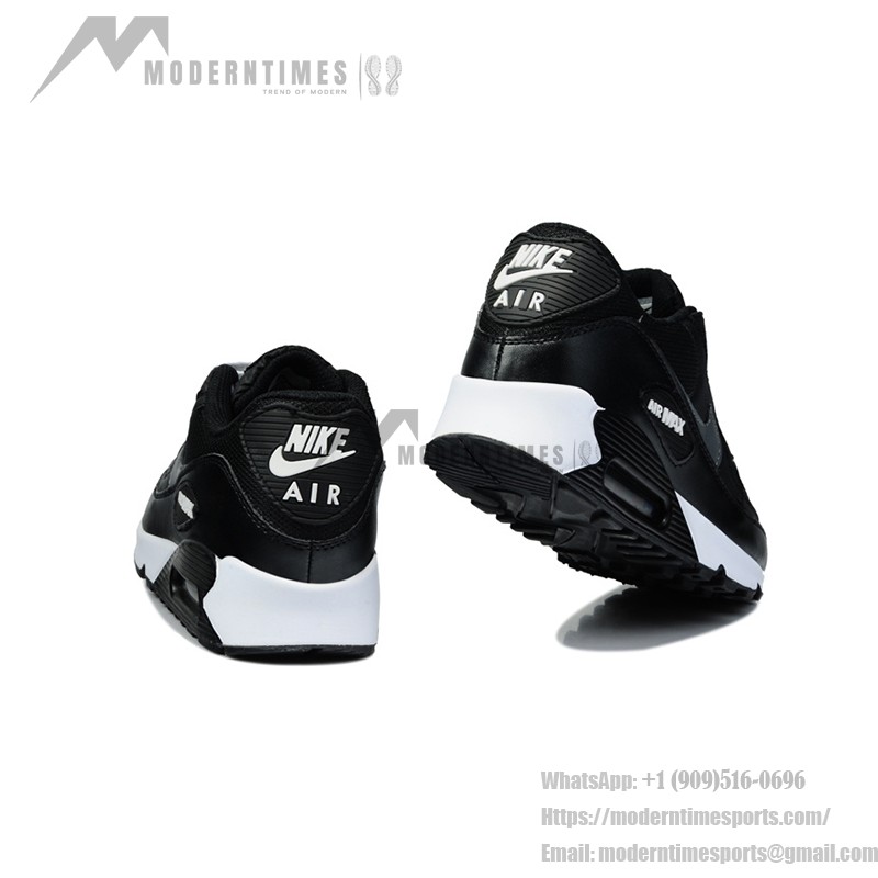 Nike Air Max 90 - Timeless Black and White Sneaker for Everyday Wear