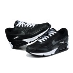 Nike Air Max 90 - Timeless Black and White Sneaker for Everyday Wear