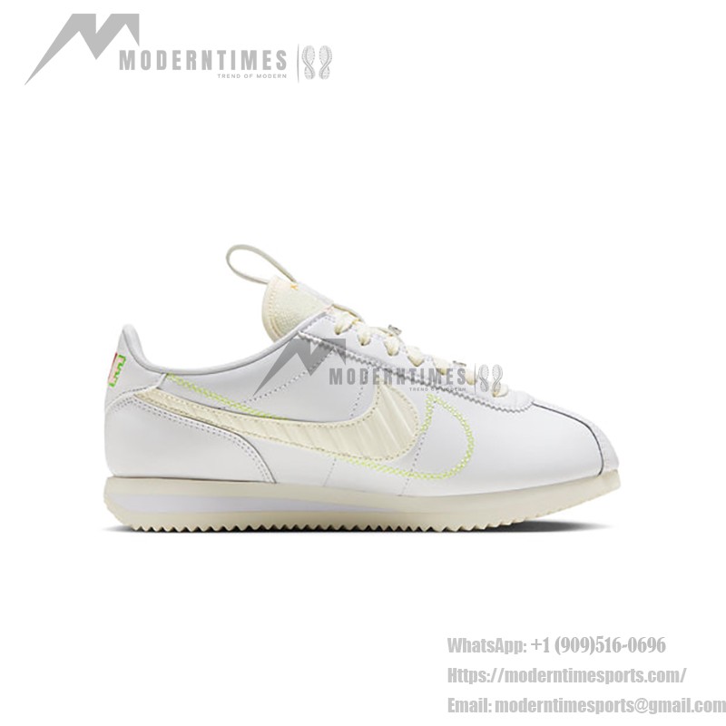 Nike Cortez 23 Emoji FD4620-111 - Weiße Sneaker mit Emoji-Akzenten und strukturiertem Swoosh