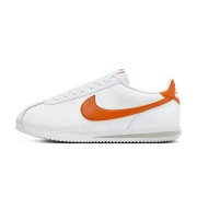 Nike Cortez Campfire Orange DM4044-102 - Retro-inspirierte weiße und orangefarbene Sneaker mit zeitlosem Stil