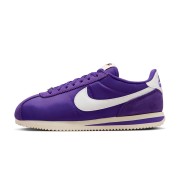 Nike Cortez Court Purple DZ2795-500 - Retro-Lila und weiße Sneaker für zeitlosen Stil