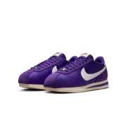 Nike Cortez Court Purple DZ2795-500 - Retro-Lila und weiße Sneaker für zeitlosen Stil