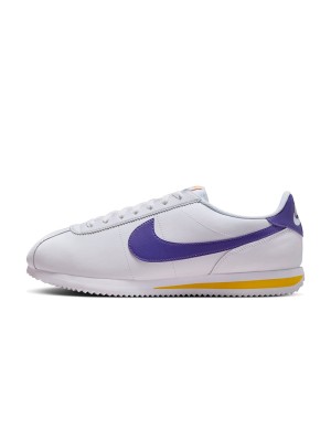 Nike Cortez Lakers DM4044-106 - Klassische weiße Sneaker mit kräftigen lila und goldenen Akzenten