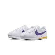 Nike Cortez Lakers DM4044-106 - Klassische weiße Sneaker mit kräftigen lila und goldenen Akzenten