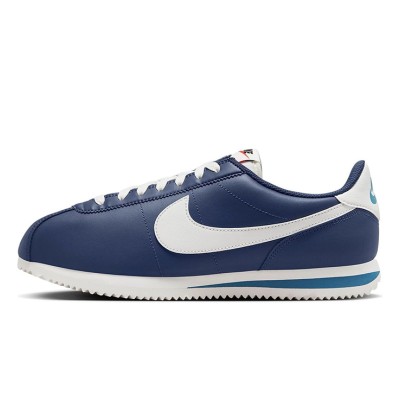 Nike Cortez Midnight Navy DM4044-400 - Classic Navy and White Sneakers with Timeless Elegance