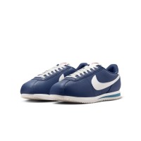 Nike Cortez Midnight Navy DM4044-400 - Classic Navy and White Sneakers with Timeless Elegance