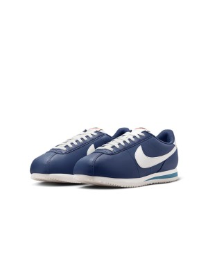 Nike Cortez Midnight Navy DM4044-400 - Klassische Marine- und Weiß-Sneaker mit Zeitlosem Stil