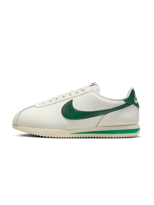 Nike Cortez Sail Gorge Green DN1791-101 - 클래식 화이트 스니커즈, 강렬한 그린 포인트