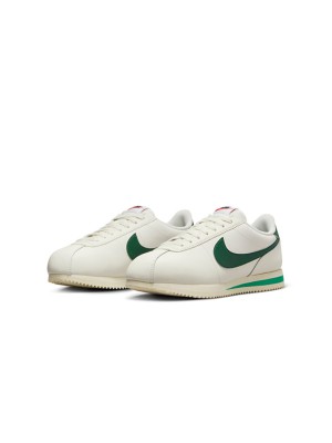 Nike Cortez Sail Gorge Green DN1791-101 - 클래식 화이트 스니커즈, 강렬한 그린 포인트