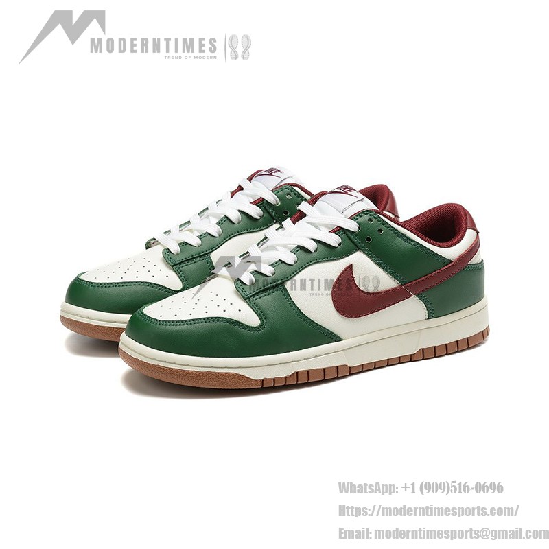 Nike Dunk Low "Gorge Green" Retro Sneakers in Green and White - Fall/Winter Edition