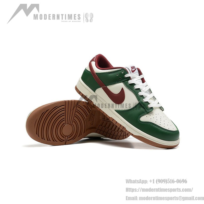 Nike Dunk Low "Gorge Green" Retro Sneakers in Green and White - Fall/Winter Edition