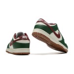 Nike Dunk Low "Gorge Green" Retro Sneakers in Green and White - Fall/Winter Edition