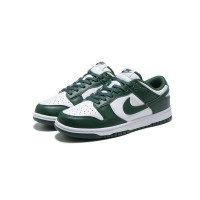 Nike Dunk Low "Varsity Green" DD1391-101 - Classic Green and White Sneakers for Casual and Sports Wear