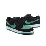 Nike SB Dunk Low BQ6817-005 - 편안함과 내구성을 제공하는 스타일리시한 가죽과 스웨이드 스케이트 신발