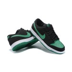 Nike SB Dunk Low BQ6817-005 - 편안함과 내구성을 제공하는 스타일리시한 가죽과 스웨이드 스케이트 신발