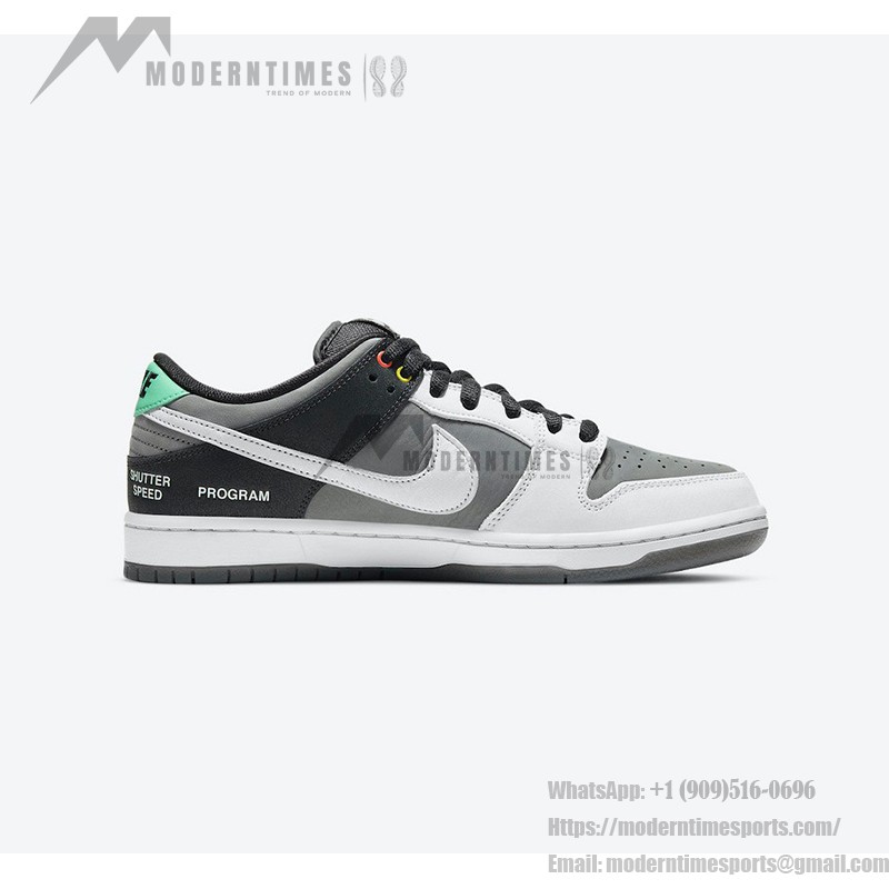 Nike SB Dunk Low ‘Camcorder’ CV1659-001 – 블랙과 그레이 색상의 레트로 디자인 스케이트 신발