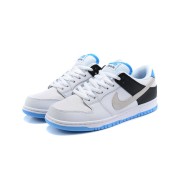 Nike SB Dunk Low "Laser Blue" BQ6817-101 | Stylischer Skateboard-Schuh mit Komfort und Haltbarkeit, Ideal für den Alltag