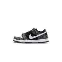 Nike SB Dunk Low Pro ISO Black White CD2563-003 | Premium Skate-Schuhe für Herren | Stylische & Bequeme Low-Top Sneaker für Skateboarding & Alltagsgebrauch