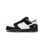 Nike SB Dunk Low 'Staple Panda Pigeon' BV1310-013 Skate Shoes – Iconic Pigeon Design with Zoom Air