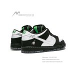 Nike SB Dunk Low 'Staple Panda Pigeon' BV1310-013 Skate Shoes – Iconic Pigeon Design with Zoom Air