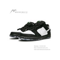 Nike SB Dunk Low 'Staple Panda Pigeon' BV1310-013 – Limited Edition Skate Shoes | Iconic Panda Pigeon Design, Zoom Air Cushioning