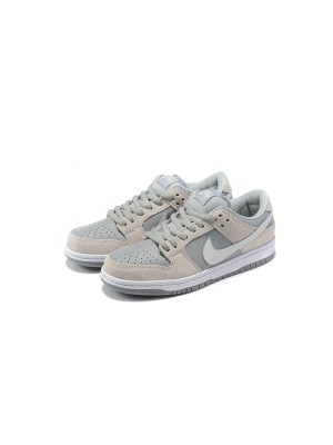 Nike SB Dunk Low 'Summit White' AR0778-110 - 한정판 스케이트 슈즈, 스타일리시 & 편안함, 지금 구매 가능