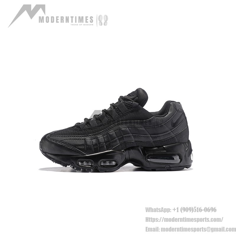 Nike Air Max 95 Essential 807443-001 in Schwarz