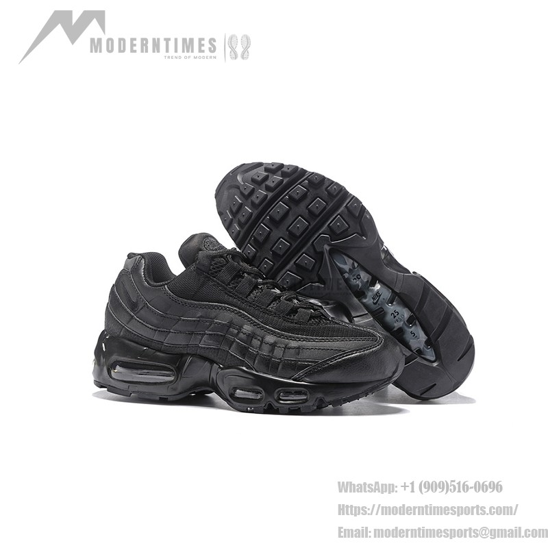 Nike Air Max 95 Essential 807443-001 in Schwarz